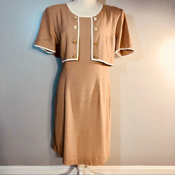Nina Piccalino Dresses & Skirts - Nina Piccalino 11 Vintage Tan Sheath Dress Faux Jacket W/Buttons Dress 10
